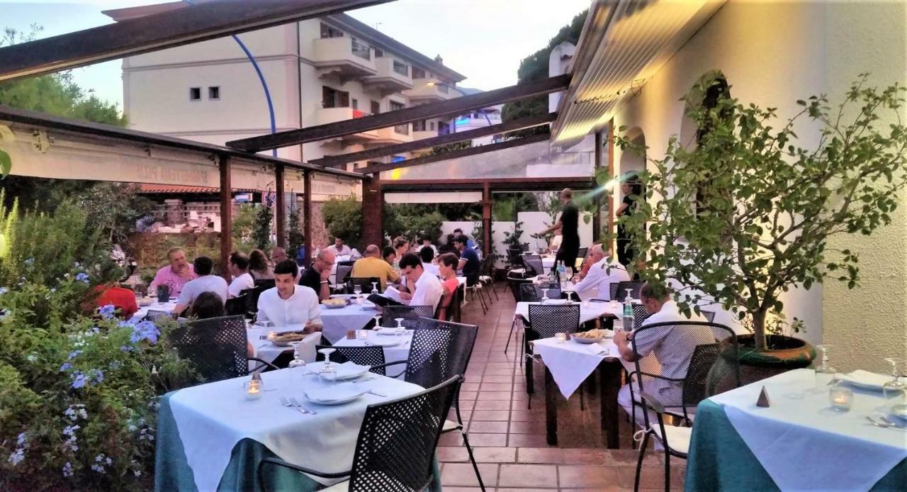 Hotel Pop Cala Gonone Exterior photo